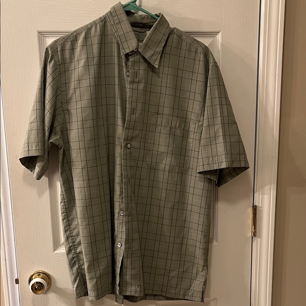 Izod Olive Green Plaid Short-Sleeve Button-Down Shirt